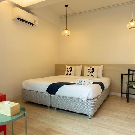Pakchong Center Poshtel Hotel Екстериор снимка