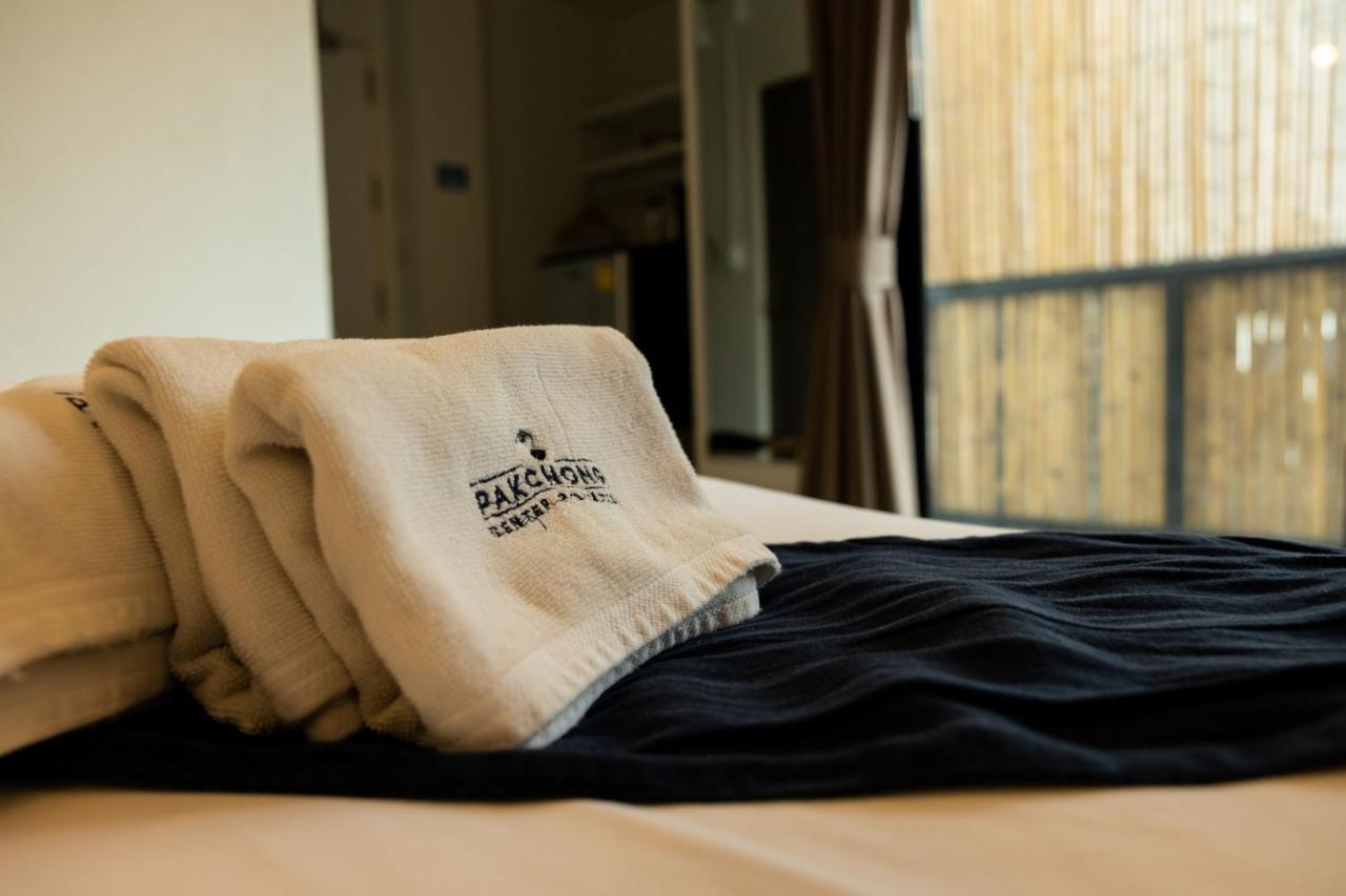 Pakchong Center Poshtel Hotel Екстериор снимка