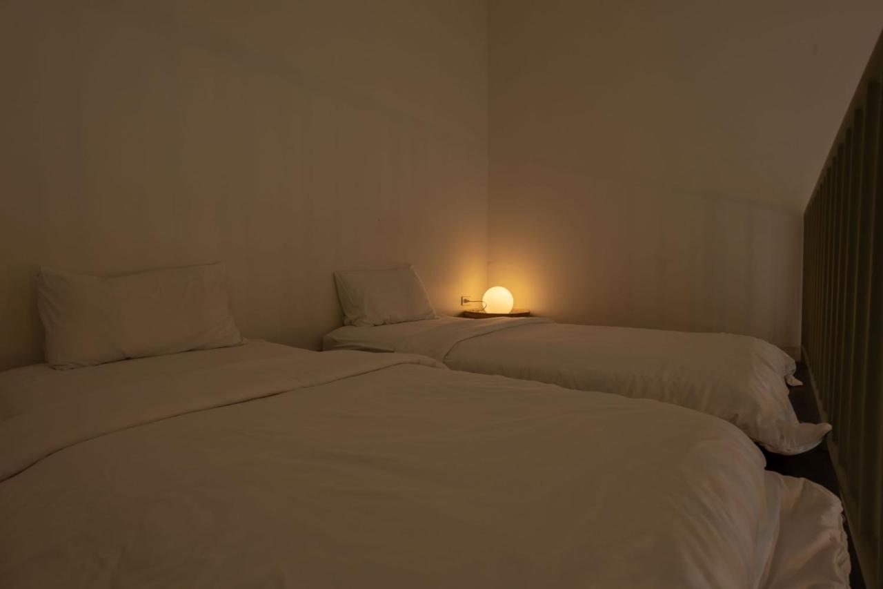 Pakchong Center Poshtel Hotel Екстериор снимка