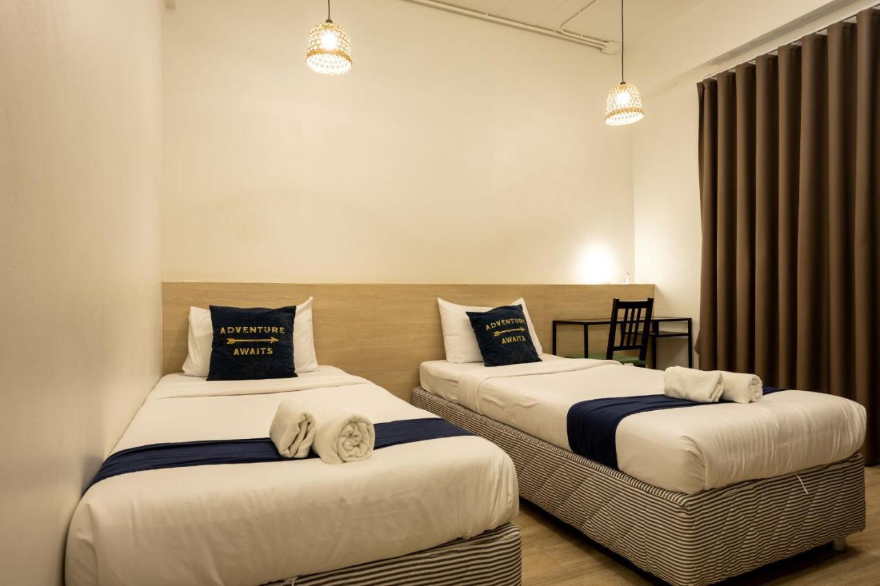 Pakchong Center Poshtel Hotel Екстериор снимка