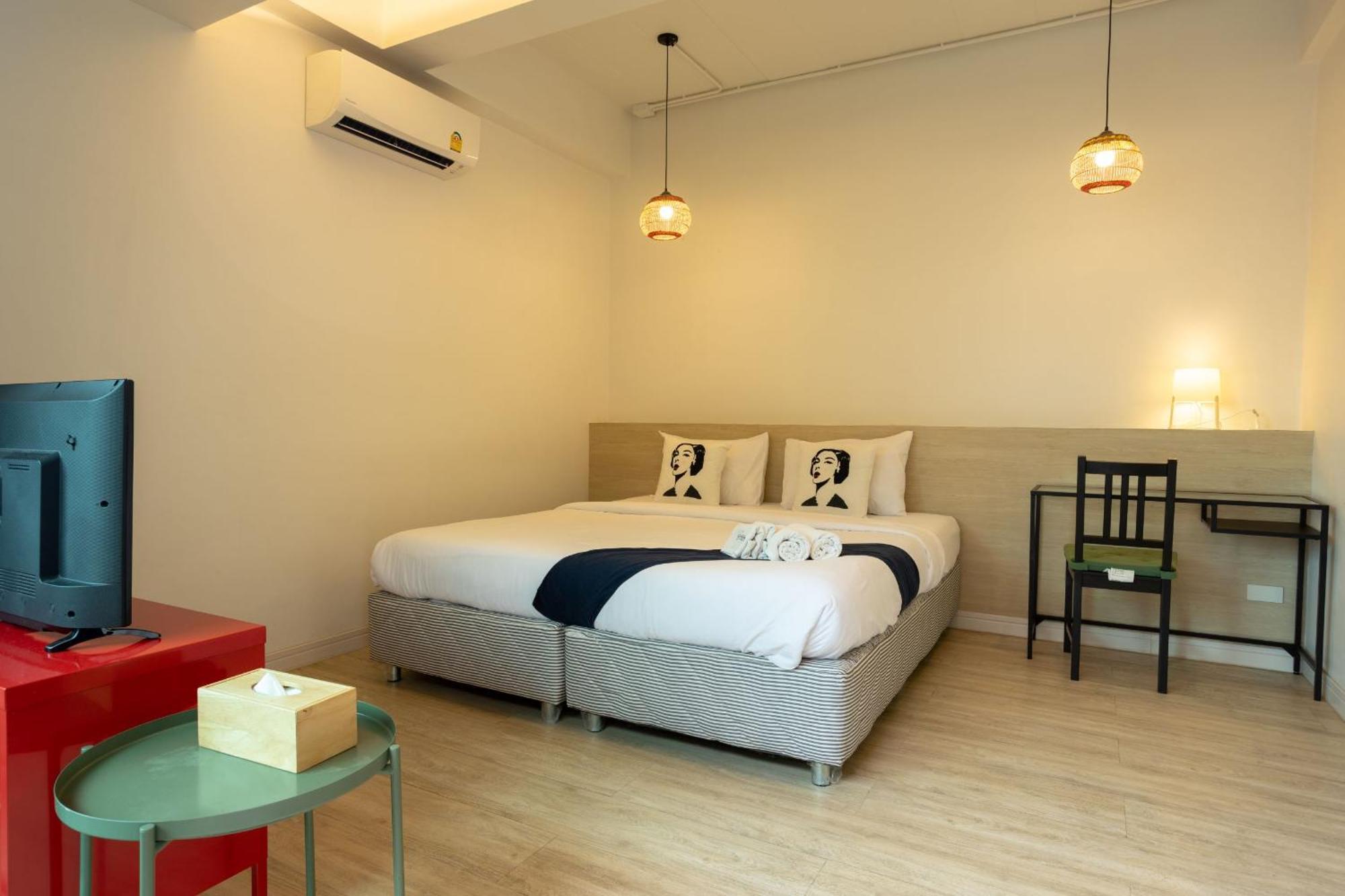 Pakchong Center Poshtel Hotel Екстериор снимка